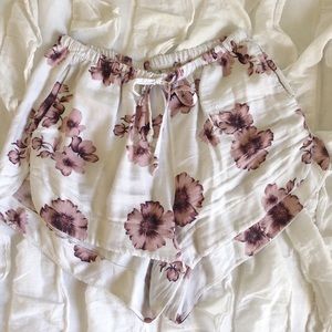 BRANDY MELVILLE shorts